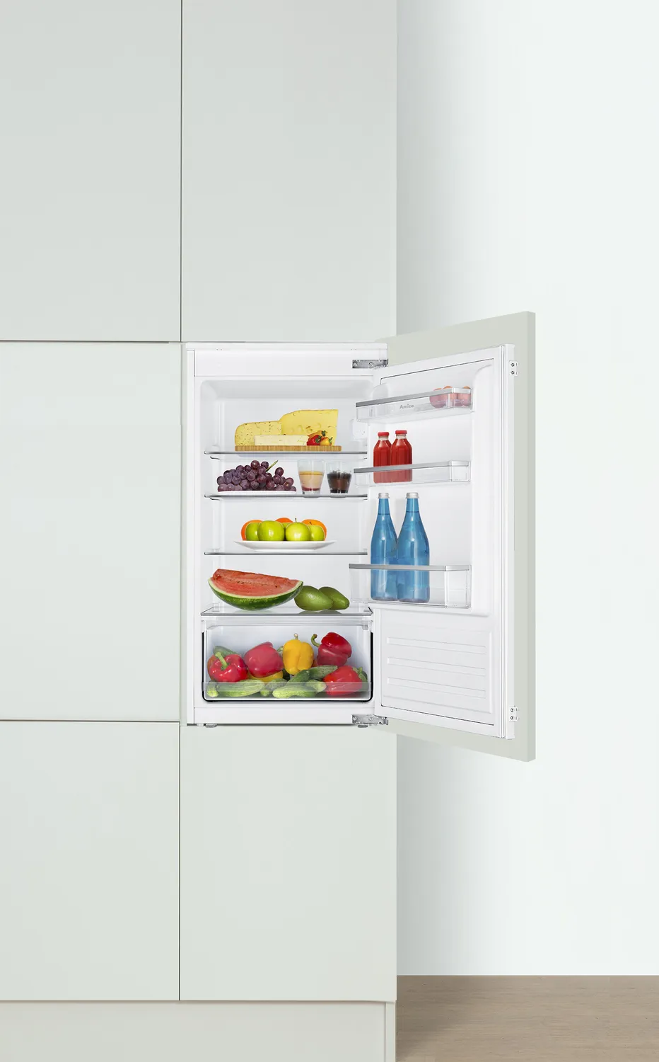 Vollraum-Kühlschrank, 1020 mm Nische, Schlepptür-Technik Vollraum-Kühlschrank, 1020 mm Nische, Schlepptür-Technik