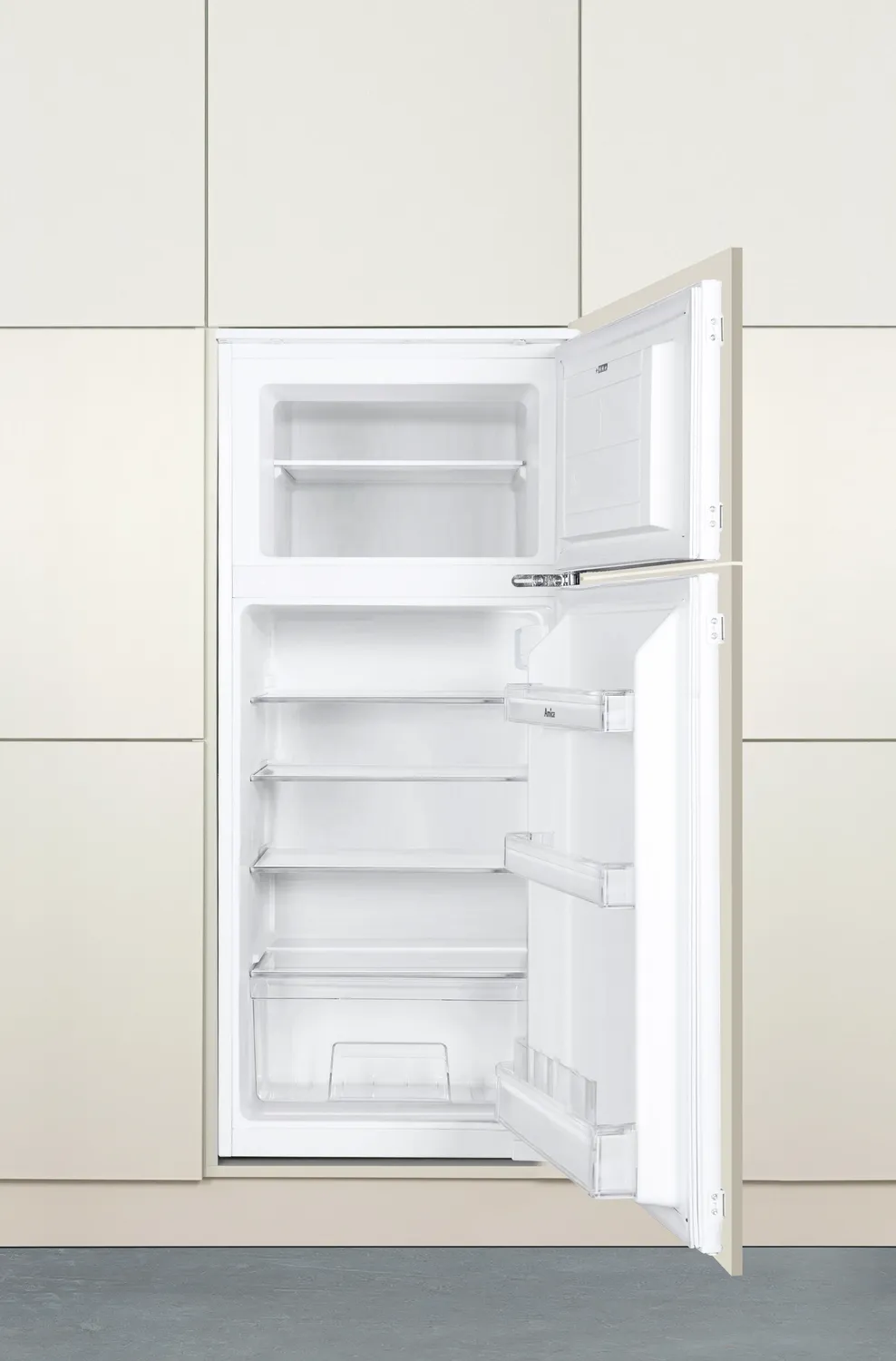Kühl-Gefrierkombination, 1220 mm Nische, Schlepptür-Technik Kühl-Gefrierkombination, 1220 mm Nische, Schlepptür-Technik