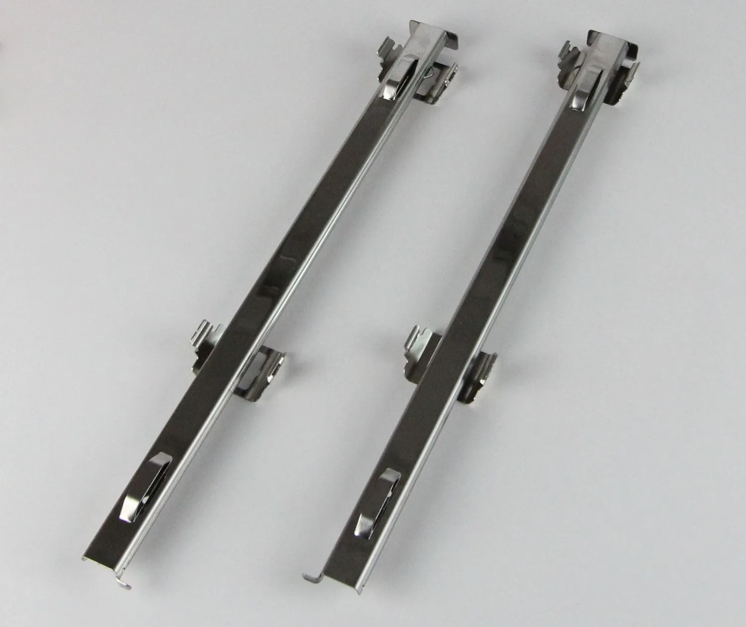Teleskop-Auszugsschienen-Paar (L-R) - Vollauszug (für 65l Backraum) Teleskop-Auszugsschienen-Paar (L-R) - Vollauszug (für 65l Backraum)