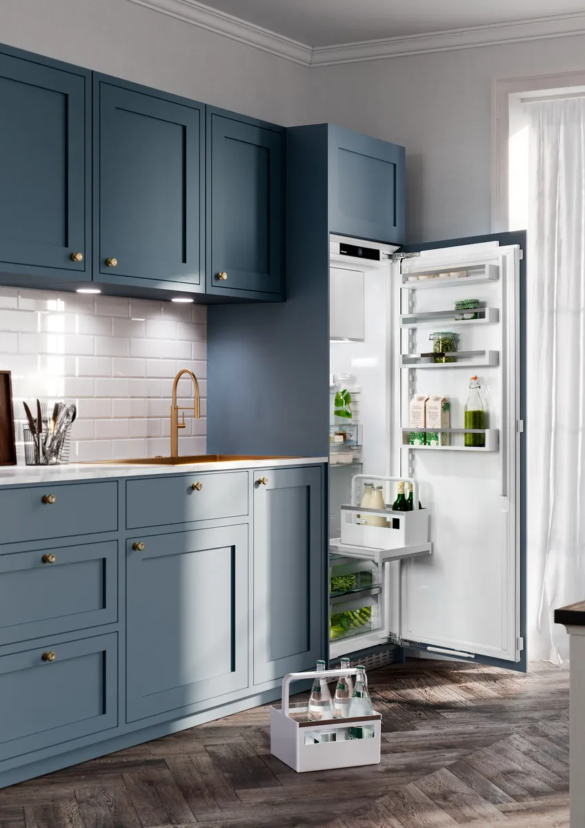 IRDdi 5121-22, Integrierbarer Kühlschrank mit EasyFresh und Flaschenkorb IRDdi 5121-22, Integrierbarer Kühlschrank mit EasyFresh und Flaschenkorb